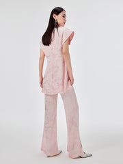 MUKZIN フレッシュピンクのジャガード生地の裾スリットパンツ