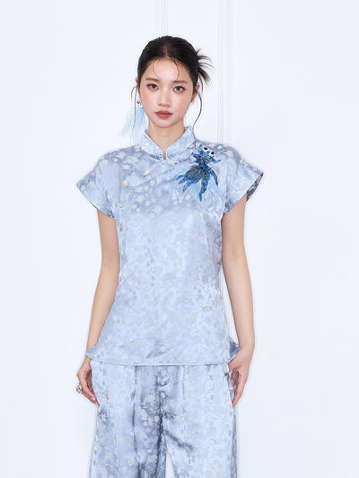 MUKZIN 店舗ー女性のためのデザイナーファッション服のブランド 
