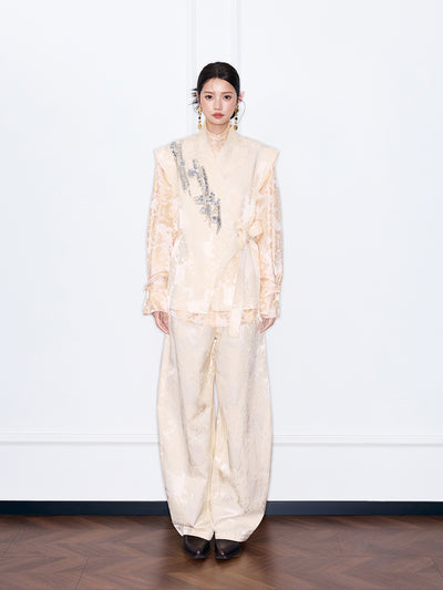 MUKZIN 店舗ー女性のためのデザイナーファッション服のブランド