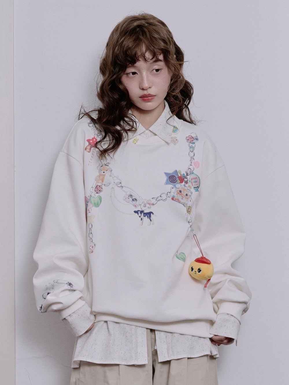 MUKZIN 店舗ー女性のためのデザイナーファッション服のブランド